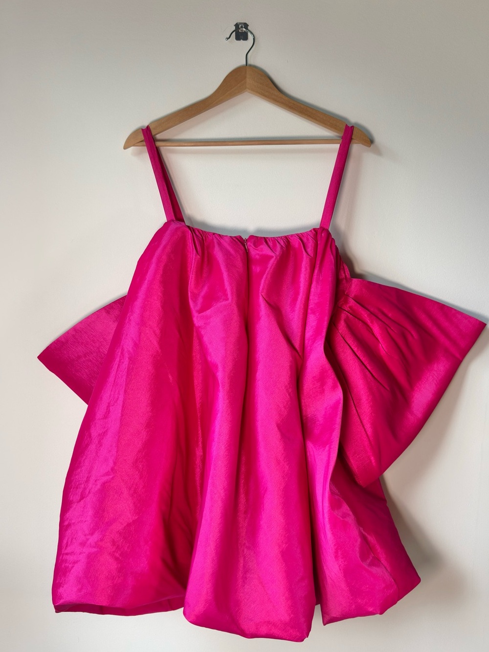 Kika Vargas - NOT TARGET Karen Dress Hot Pink Satin Mini Statement Bow Sleeves - Picture 8 of 10